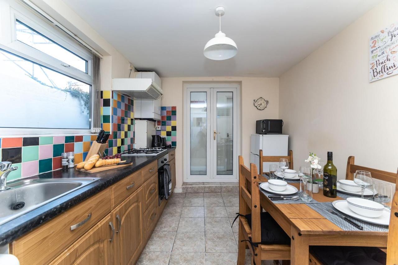 Beautiful Marine Park 2 Bedroom Apartment Σάουθ Σιλντς Εξωτερικό φωτογραφία